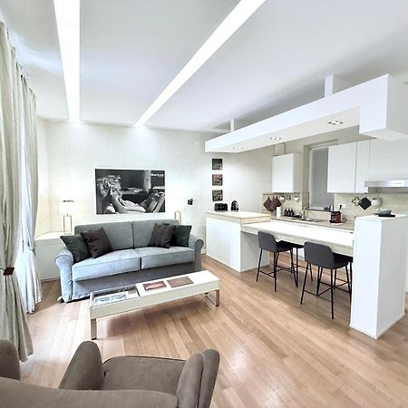 Campo Dei Fiori Modern Apartment With Terrace Roma Ngoại thất bức ảnh