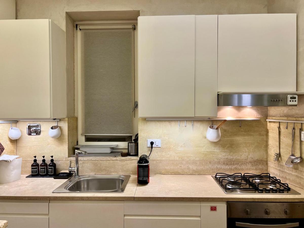 Campo Dei Fiori Modern Apartment With Terrace Roma Ngoại thất bức ảnh